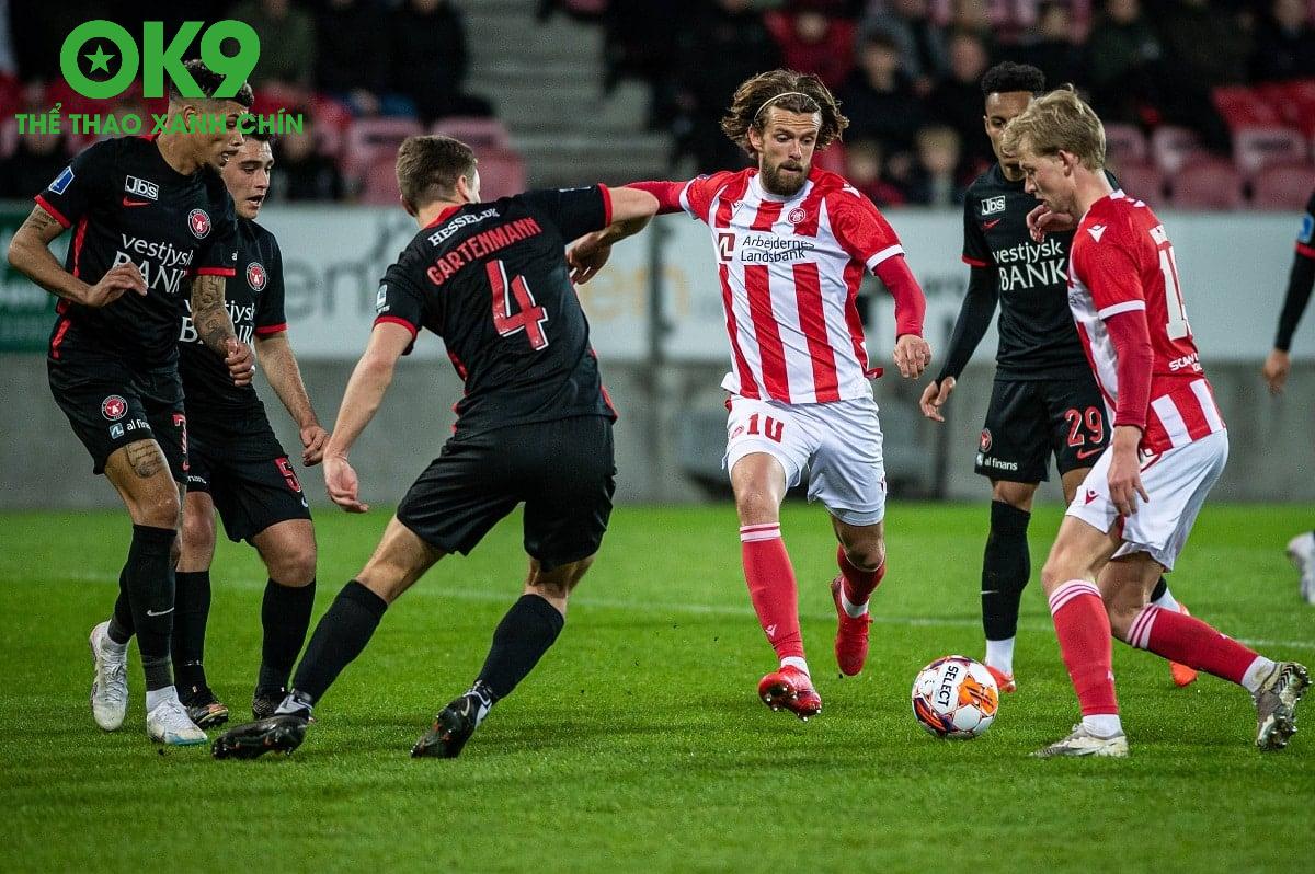 Aalborg vs Midtjylland: Kèo Chuyên Gia Không Thể Bỏ Lỡ
